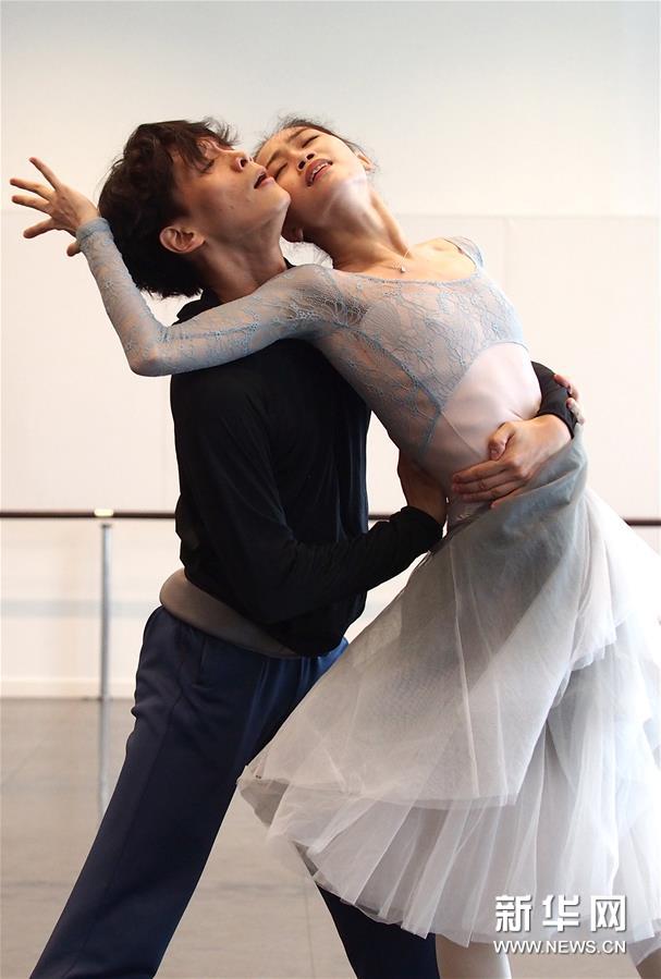 芭蕾舞剧《茶花女》将推出上海芭蕾舞团版本 由大师德里克·迪恩(Derek Deane)创编。