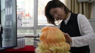 中国梦·大国工匠篇｜从技校走出的副教授！24岁美发师如何成为世界冠军